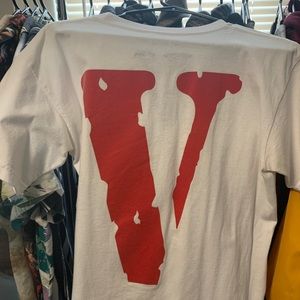 VLONE Men’s T-Shirt from 2018 sz Medium